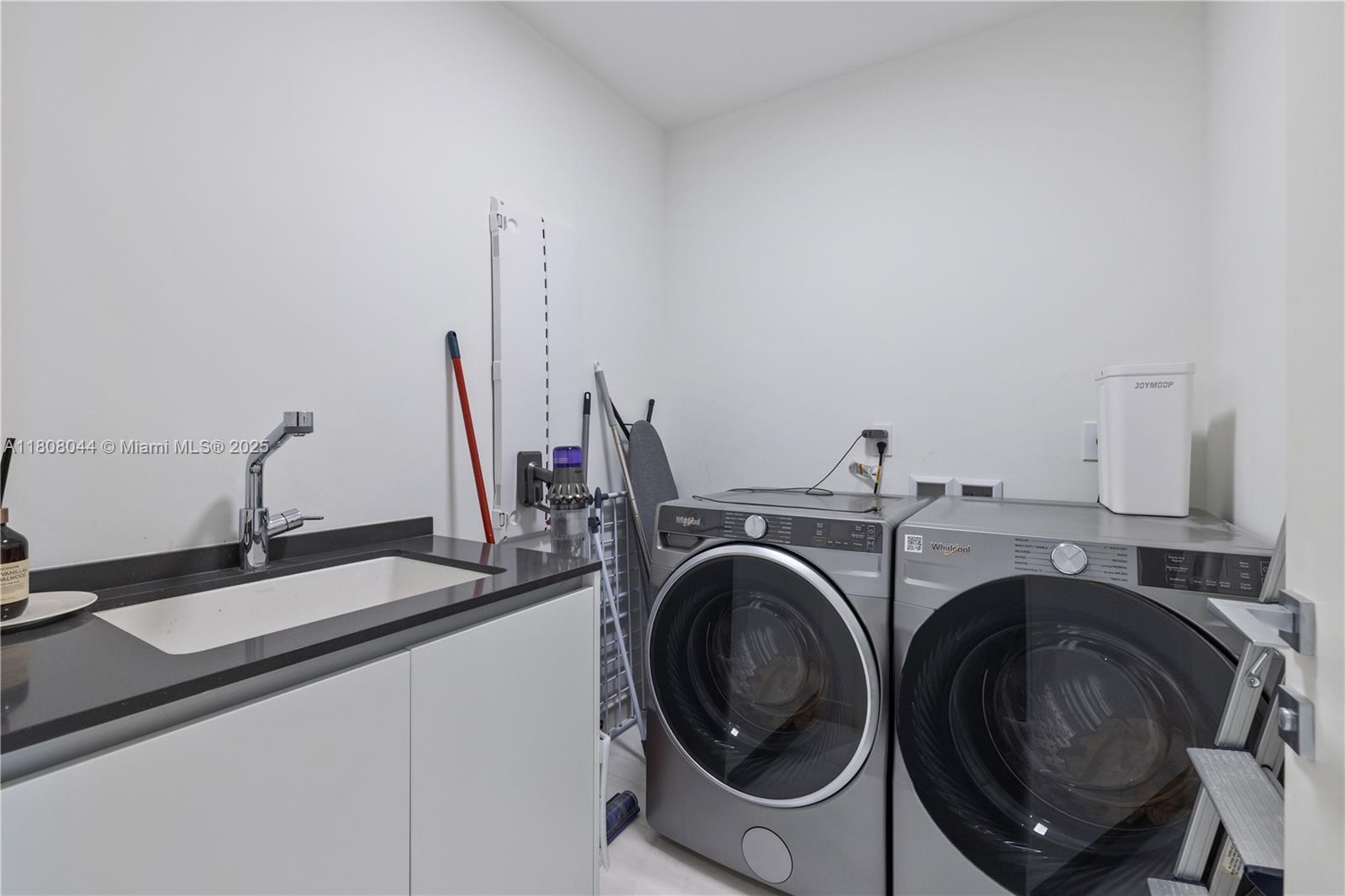 300 Biscayne Blvd Way, Unit 3104 Miami, FL 33131 - Photo 42 of 100