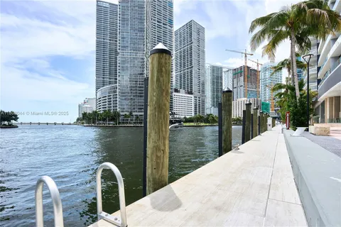 $6,330,000 | 300 Biscayne Blvd Way, Unit 3104, Miami, FL 33131