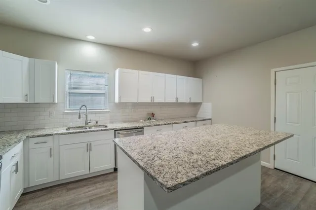 $345,000 | 2407 Lee Avenue, Fort Worth, TX 76164