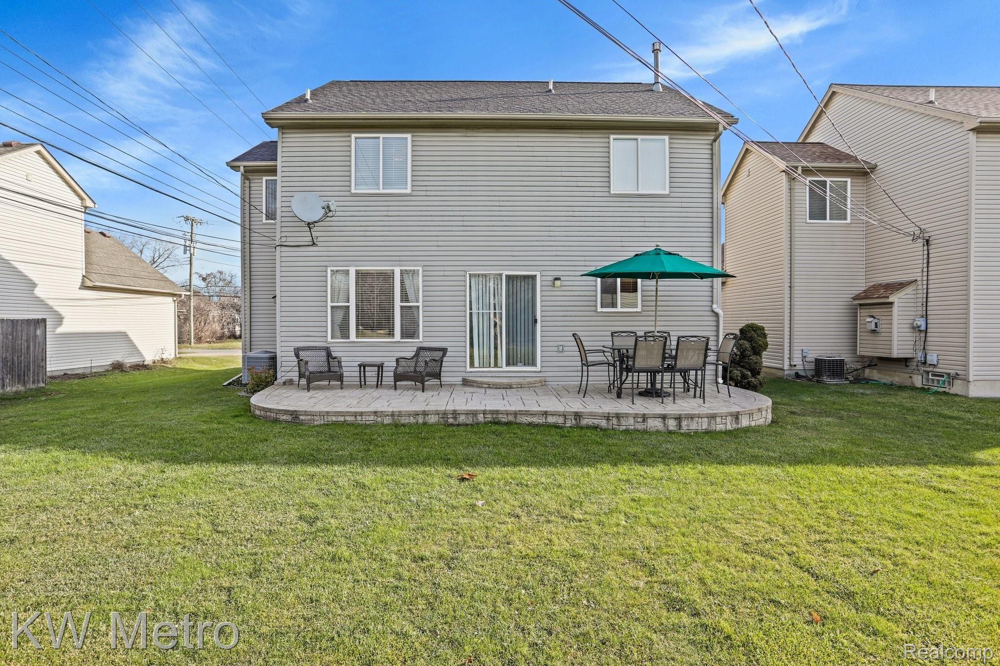 1623 Milverton Road Troy, MI 48083 - Photo 31 of 33 Stamped concrete patio is perfect for outdoor gathering