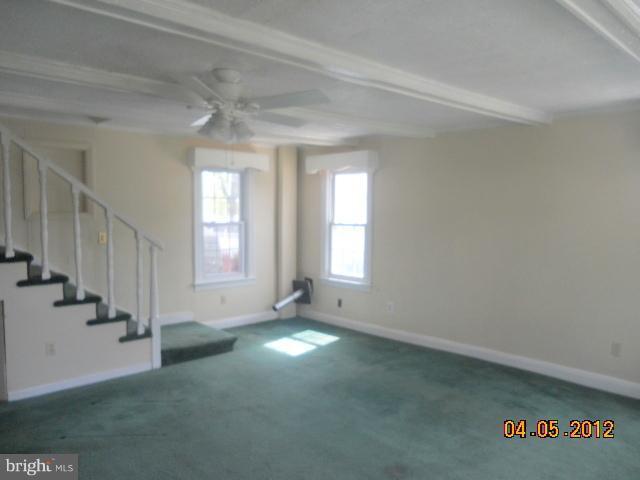 201 Bar Harbor Road Pasadena, MD 21122 - Photo 3 of 13 Living Room