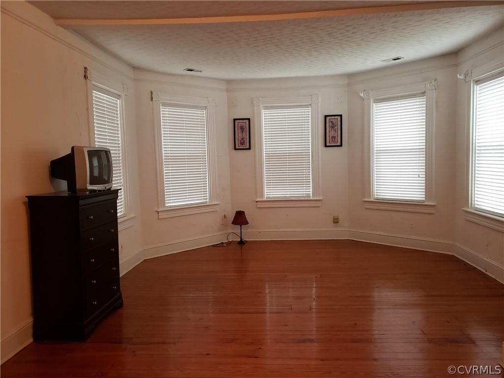 6462 East River Road Foster, VA 23056 - Photo 12 of 24 Gallery Image 12