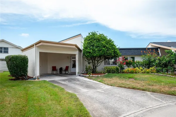 $271,000 | 2586 Forest Run Court, Clearwater, FL 33761