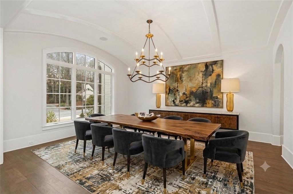 3758 Vermont Road Northeast Atlanta, GA 30319 - Photo 5 of 58 Gallery Image 5