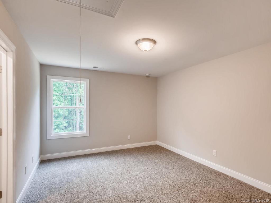 7015 Buckland Road Charlotte, NC 28278 - Photo 18 of 28 Gallery Image 18
