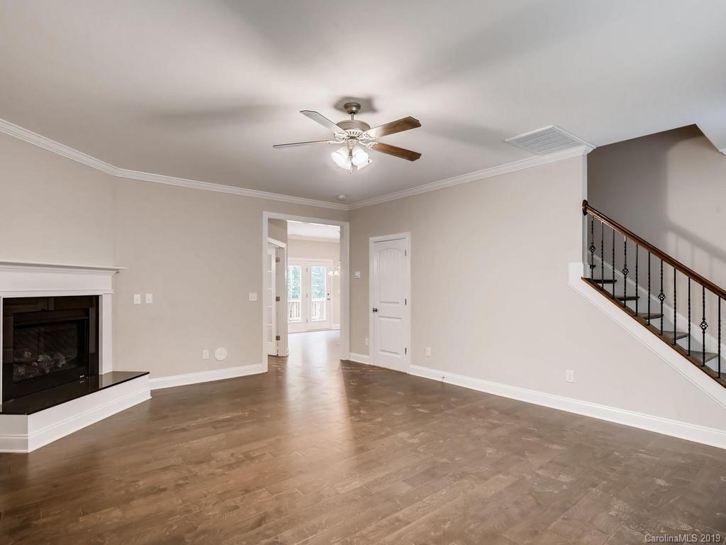 7015 Buckland Road Charlotte, NC 28278 - Photo 5 of 28 Gallery Image 5