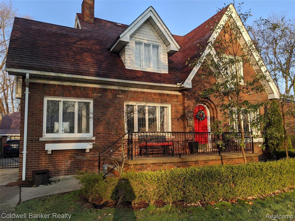 777 Barrington Road Detroit, MI 48215 - Photo 2 of 41
