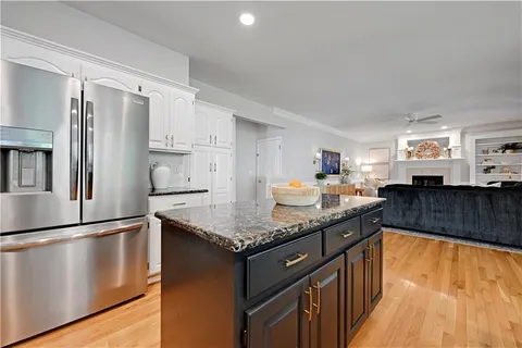 $730,000 | 2900 West 131st Street, Leawood, KS 66209