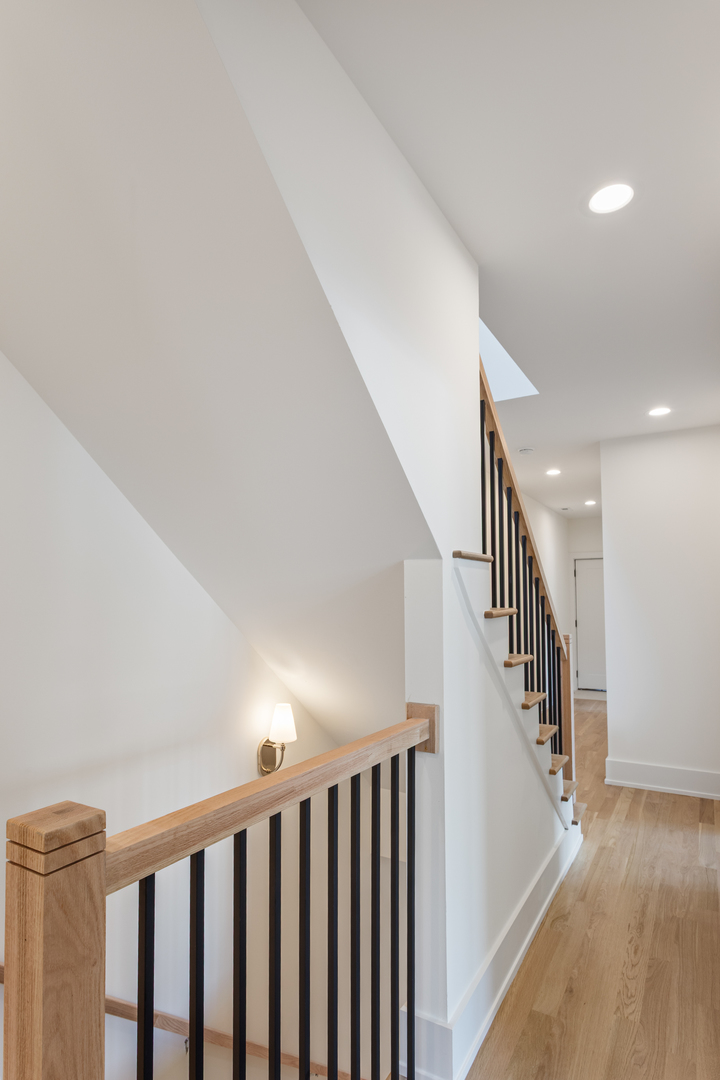 3740 North Racine Avenue, Unit 2 Chicago, IL 60613 - Photo 18 of 51