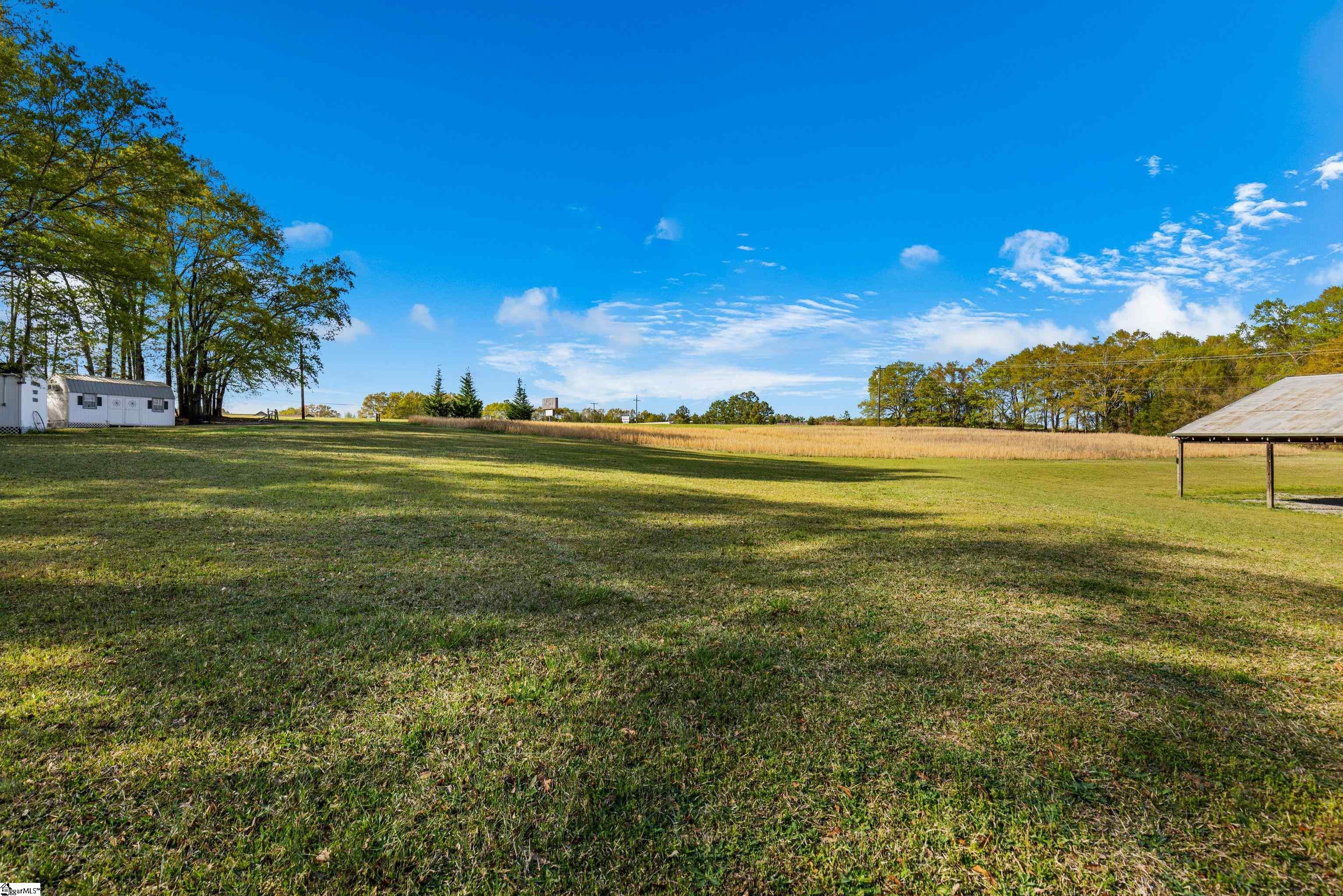 110 Smith Motors Road Belton, SC 29627 - Photo 9 of 16 Gallery Image 9