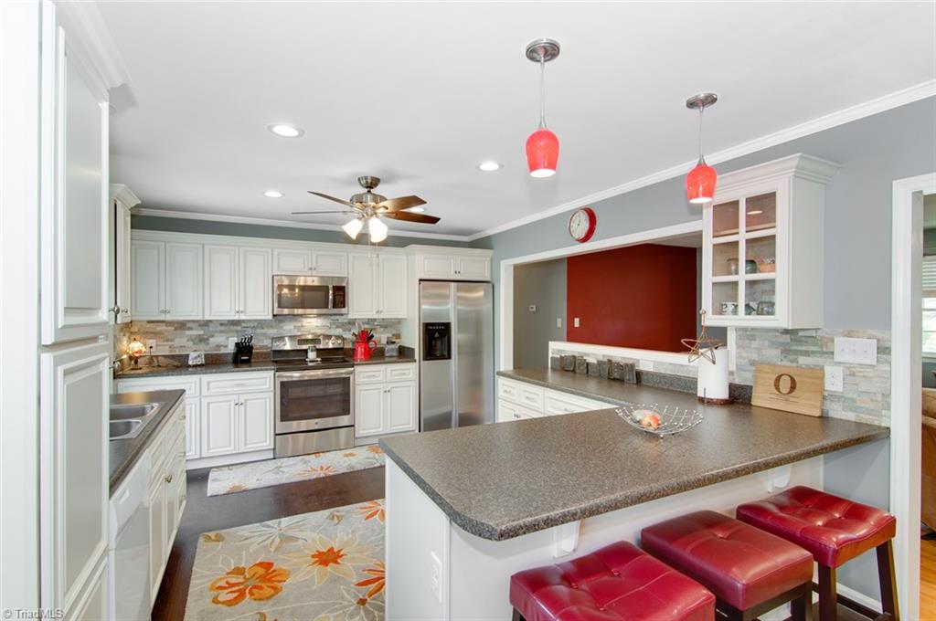 1167 Sweetbriar Road High Point, NC 27262 - Photo 13 of 27 Gallery Image 13