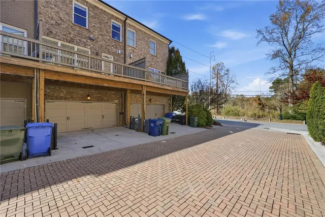 $675,000 | 4008 Chastain Preserve Way Northeast, Atlanta, GA 30342