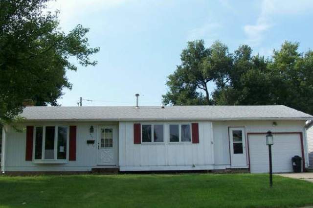 402 Kaskaskia Road Marquette Heights, IL 61554 - Photo 1 of 7 Gallery Image 1