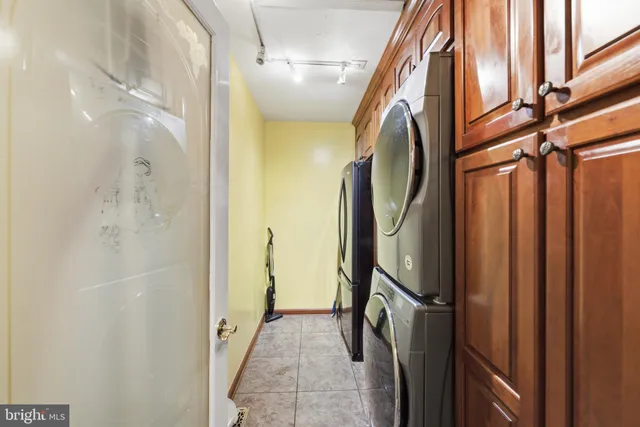 $606,000 | 300 Whaler Cove, Stafford, VA 22554