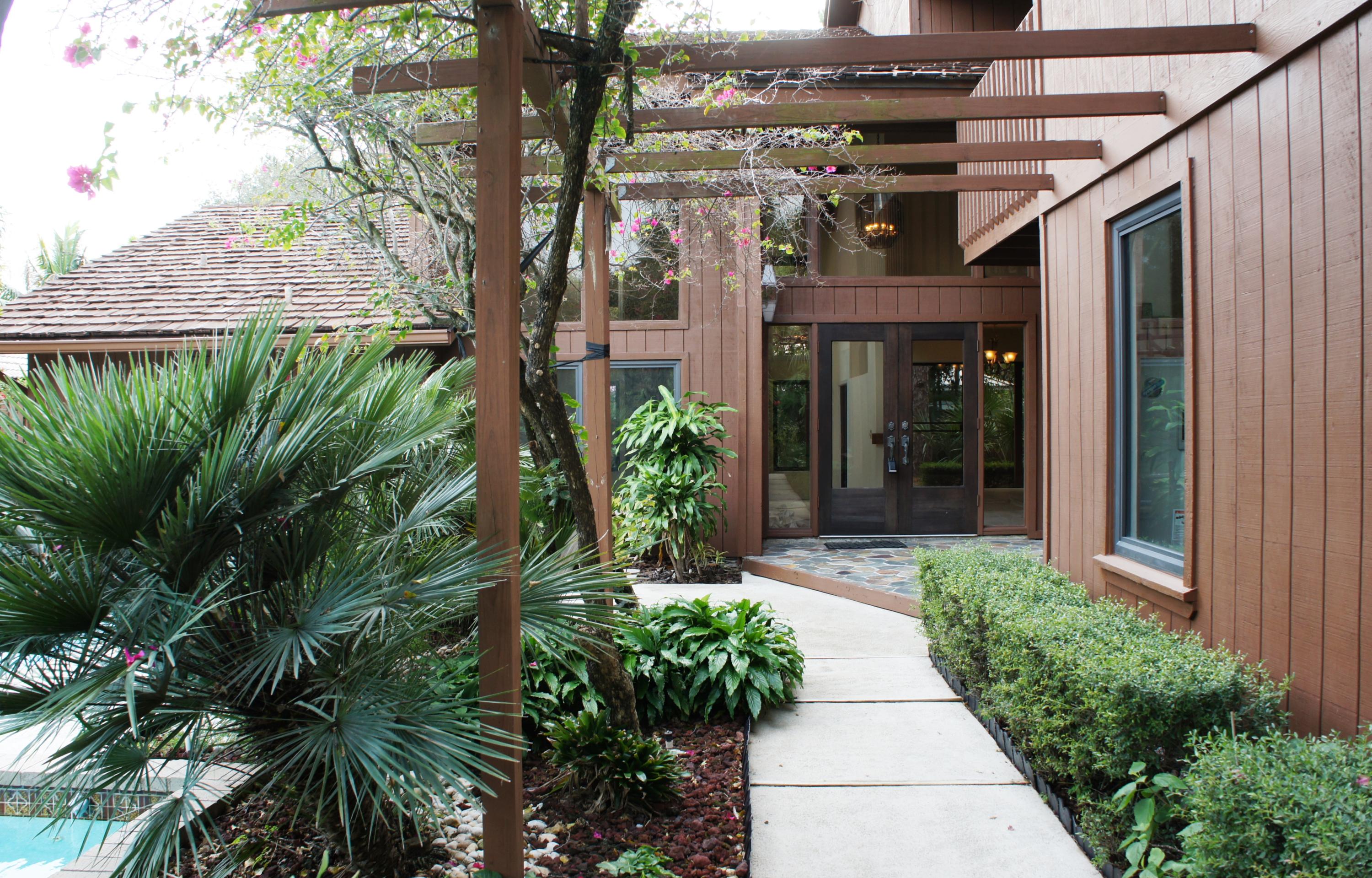 860 Southwest 20th Street Boca Raton, FL 33486 - Photo 6 of 44 Elegant Front Entry
