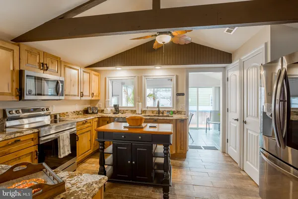 $1,850,000 | 37548 Atlantic Avenue, Rehoboth Beach, DE 19971