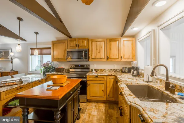 $1,850,000 | 37548 Atlantic Avenue, Rehoboth Beach, DE 19971