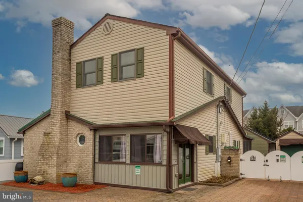 $1,850,000 | 37548 Atlantic Avenue, Rehoboth Beach, DE 19971