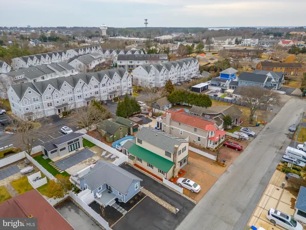 $1,850,000 | 37548 Atlantic Avenue, Rehoboth Beach, DE 19971