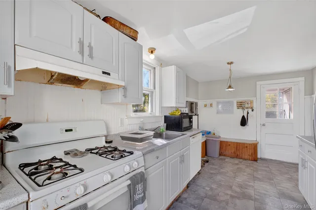 $278,000 | 17 Fishkill Hook Road, Hopewell Junction, NY 12533