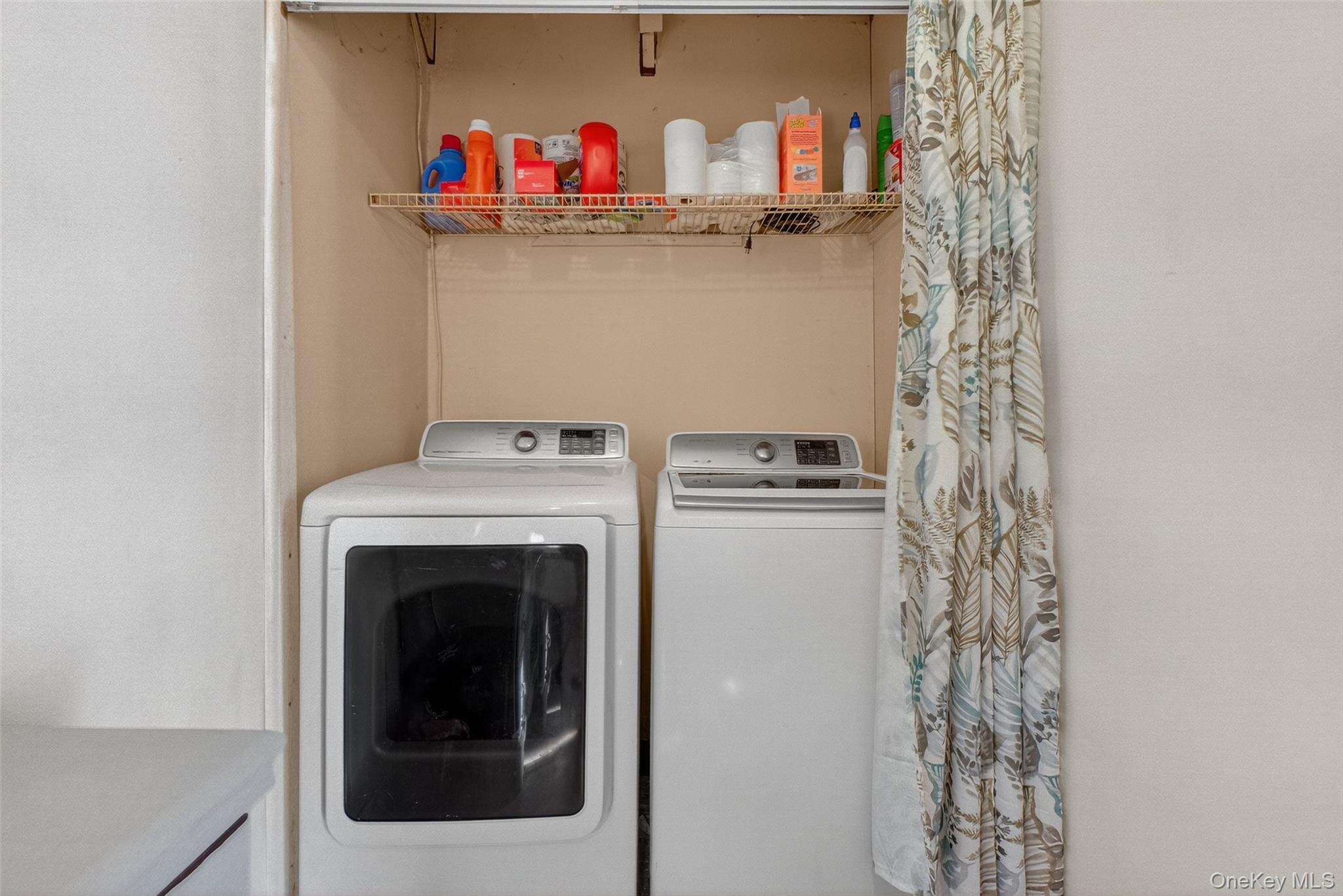 17 Fishkill Hook Road Hopewell Junction, NY 12533 - Photo 15 of 29 a utility room with dryer and washer