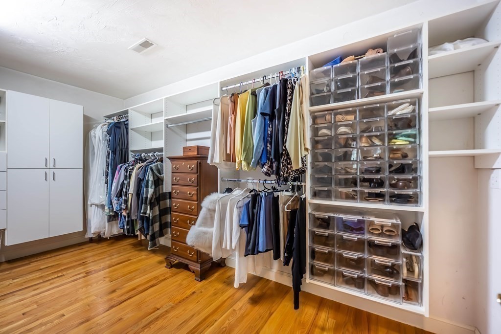 17 Chongris Circle Andover, MA 01810 - Photo 24 of 42