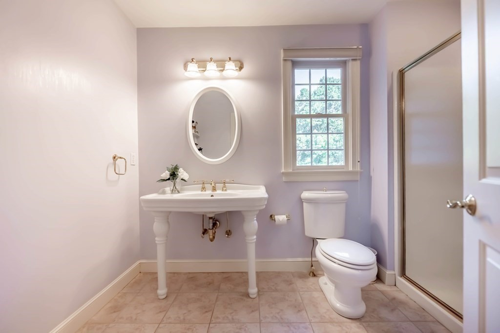 17 Chongris Circle Andover, MA 01810 - Photo 27 of 42