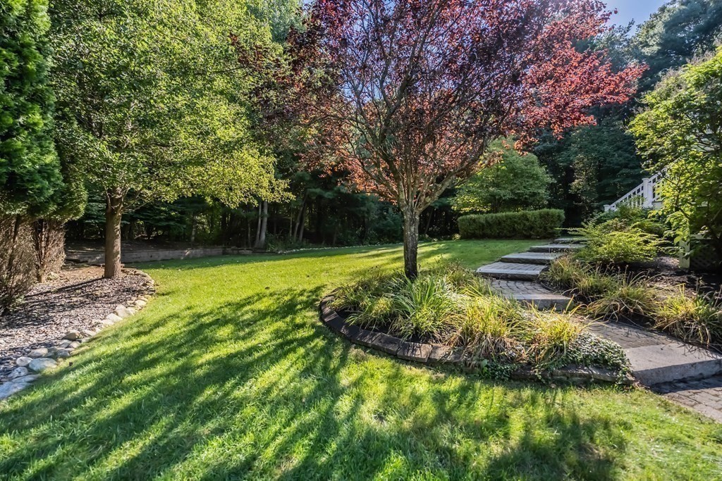 17 Chongris Circle Andover, MA 01810 - Photo 36 of 42