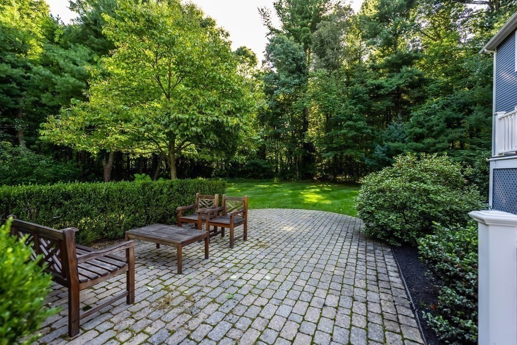 17 Chongris Circle Andover, MA 01810 - Photo 37 of 42