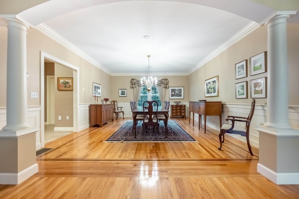 17 Chongris Circle Andover, MA 01810 - Photo 8 of 42