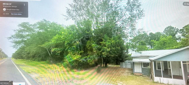 a view of a house with pool