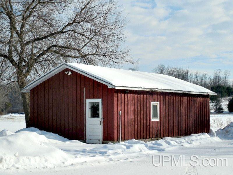 N15437 Smiley Road Amberg, WI 54102 - Photo 17 of 20 Gallery Image 17