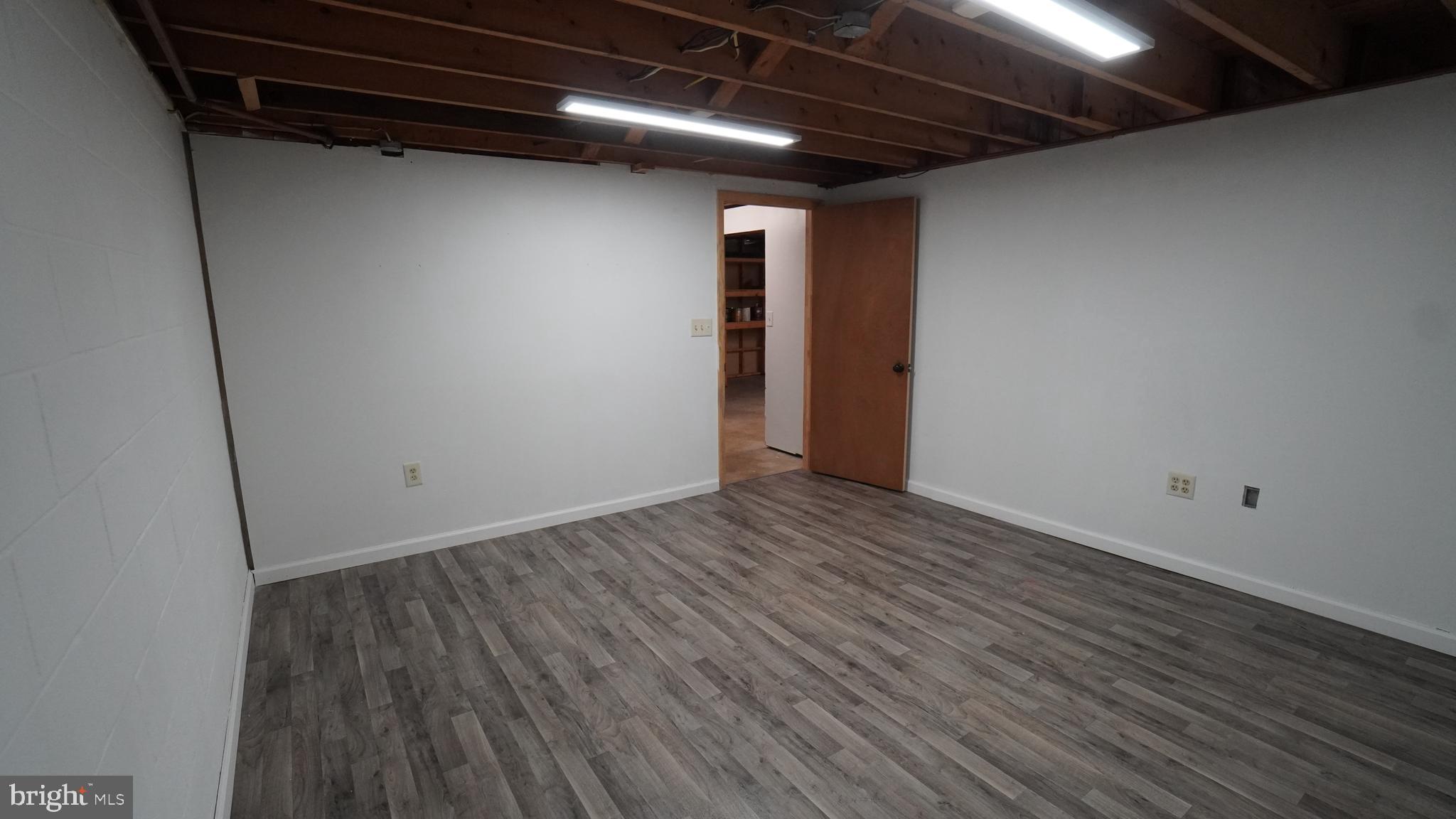 367 Devonshire Road Hagerstown, MD 21740 - Photo 24 of 35 a view of an empty room