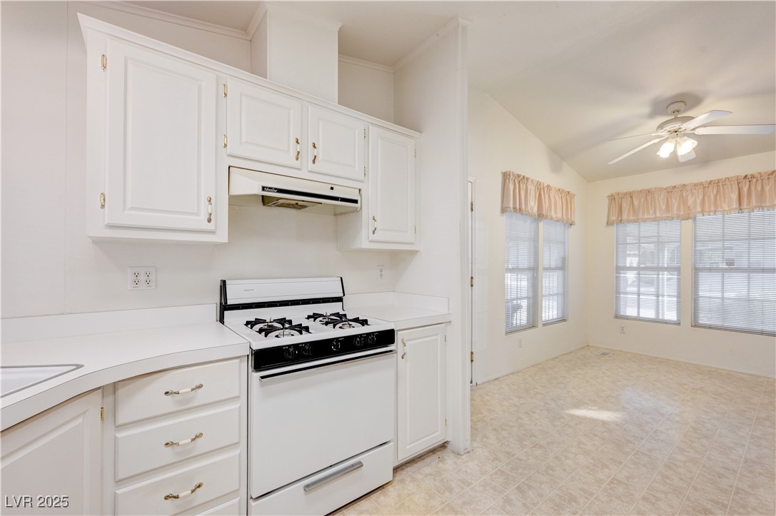 2011 Darla Street Henderson, NV 89002 - Photo 15 of 44