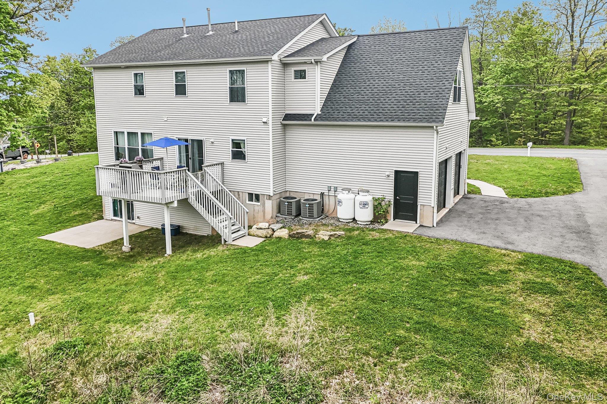 217 Schoolhouse Road Middletown, NY 10940 - Photo 37 of 45