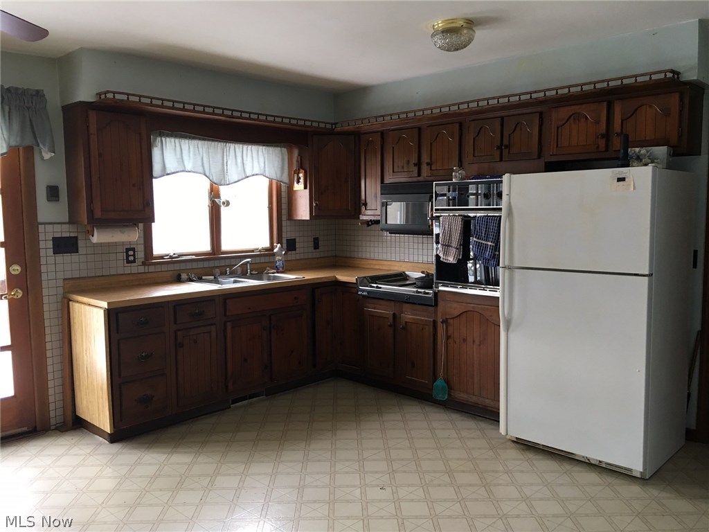 5369 Pierce Road Northwest Warren, OH 44481 - Photo 2 of 7 Gallery Image 2