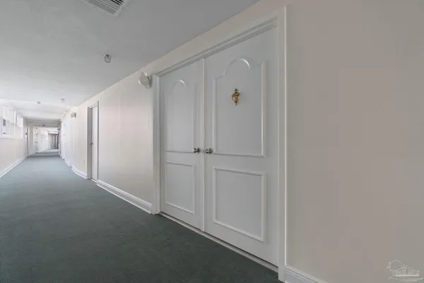 $1,950 | 615 Bayshore Drive, Unit 806, Pensacola, FL 32507