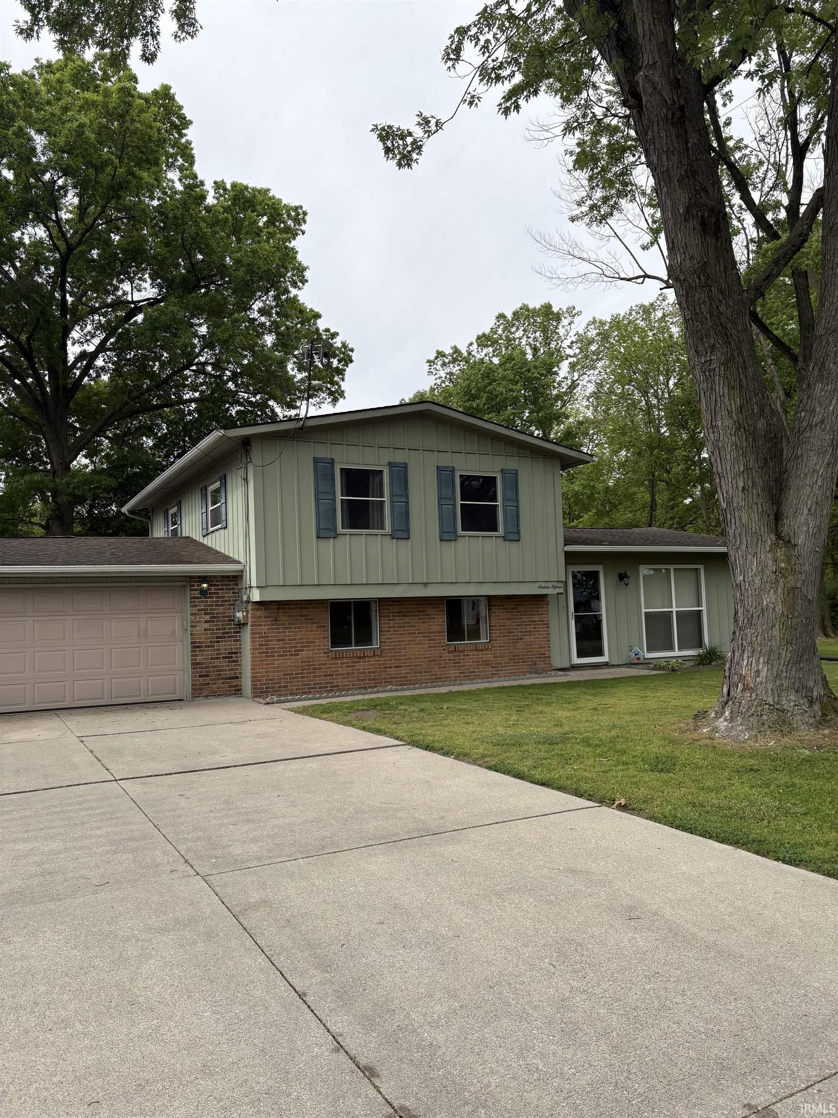 1615 Cedar Street Elkhart, IN 46514 - Photo 1 of 2