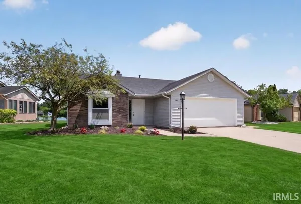 $299,900 | 3021 Dockshire Lane, Fort Wayne, IN 46804