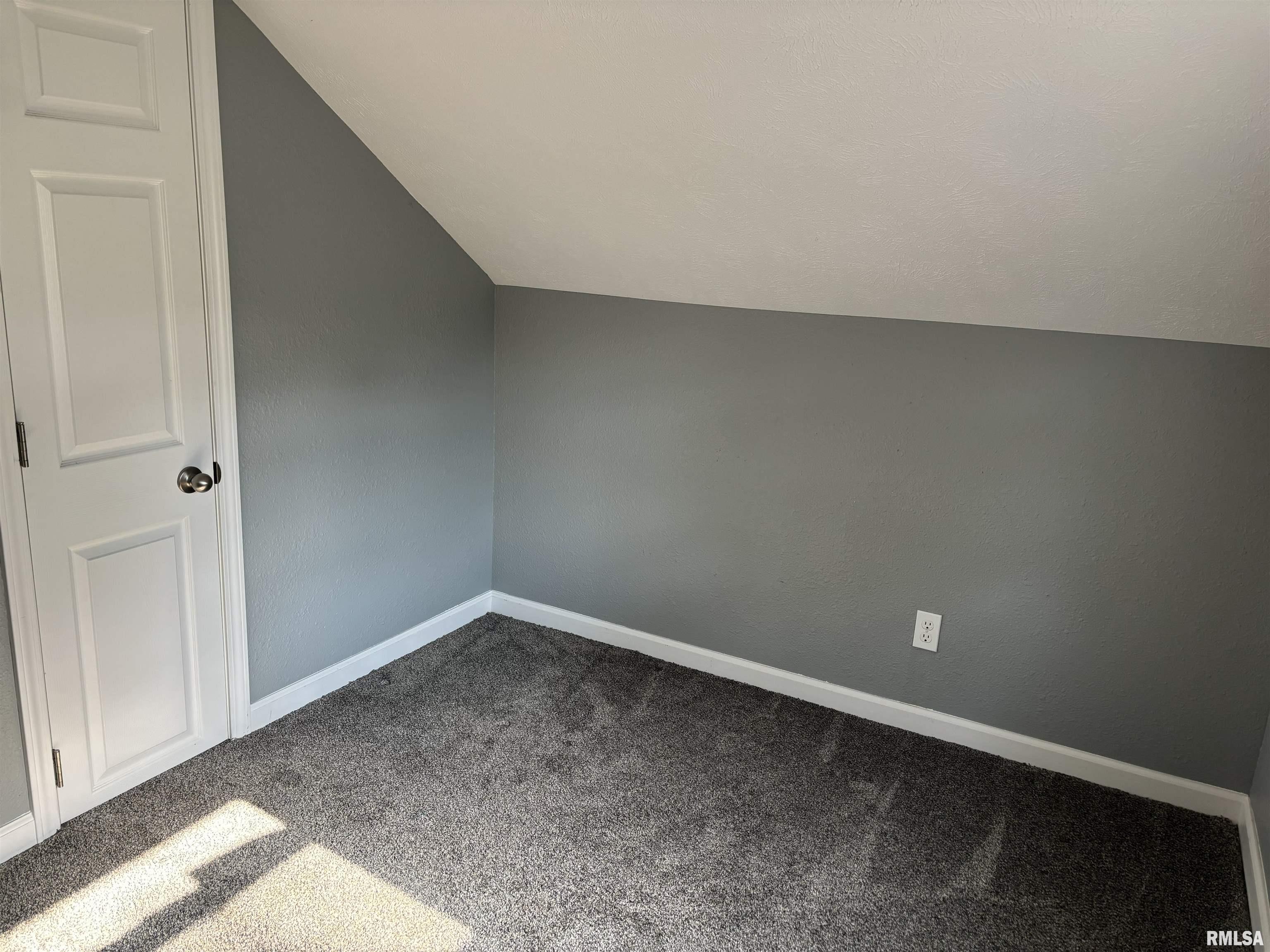 1441 North 28th Street Springfield, IL 62702 - Photo 8 of 30