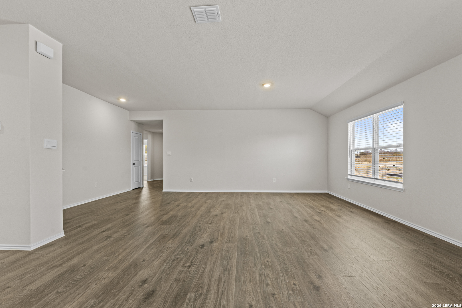 162 Double L Drive Comfort, TX 78013 - Photo 8 of 26