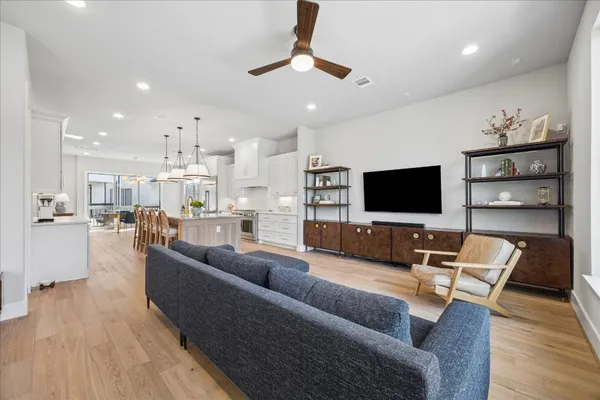 $975,000 | 14005 Vista Reserve Place, Houston, TX 77079