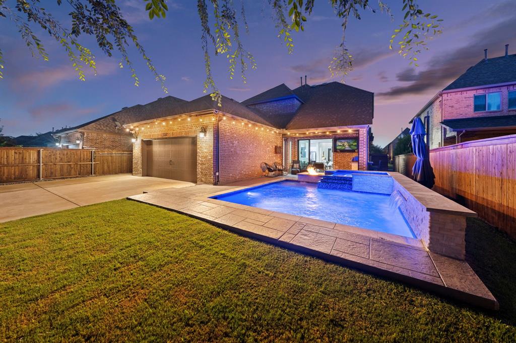 1758 Evening Star Road Frisco, TX 75033 - Photo 2 of 40