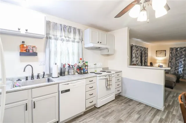 $153,900 | 50 Circle Drive, Windsor, MO 65360