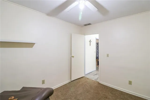 $153,900 | 50 Circle Drive, Windsor, MO 65360