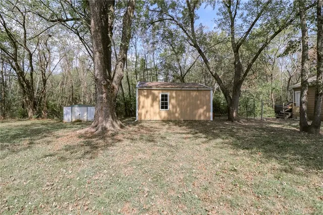 $153,900 | 50 Circle Drive, Windsor, MO 65360