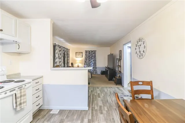 $153,900 | 50 Circle Drive, Windsor, MO 65360