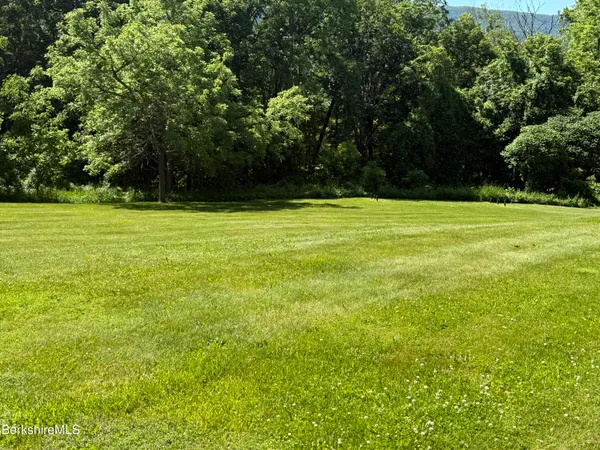 $65,000 | 11 Kingsmont Lane, Adams, MA 01220