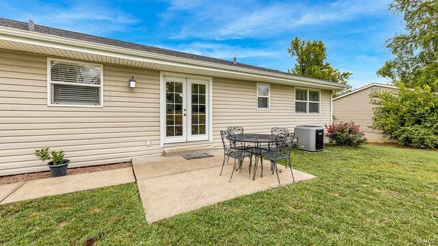 972 Motherhead Road St. Charles, MO 63304 - Photo 10 of 39