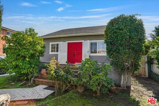 $1,100,000 | 5552 Barton Avenue, Los Angeles, CA 90038